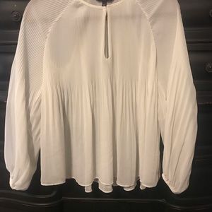 Express Blouse with Volume Sleeve***